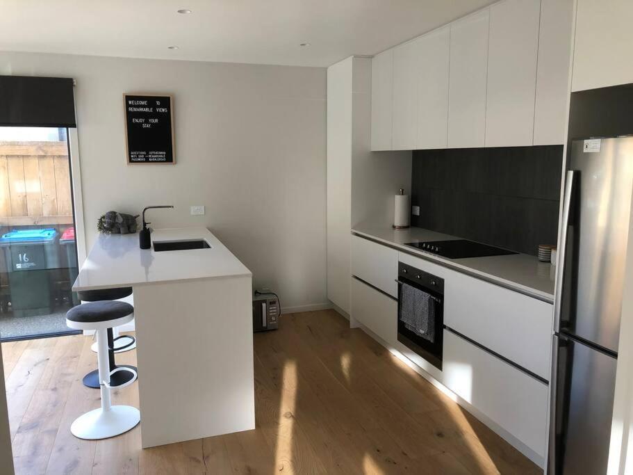 Incredible Views Of The Remarks - New 2 Bed Townhouse Ferienhaus *